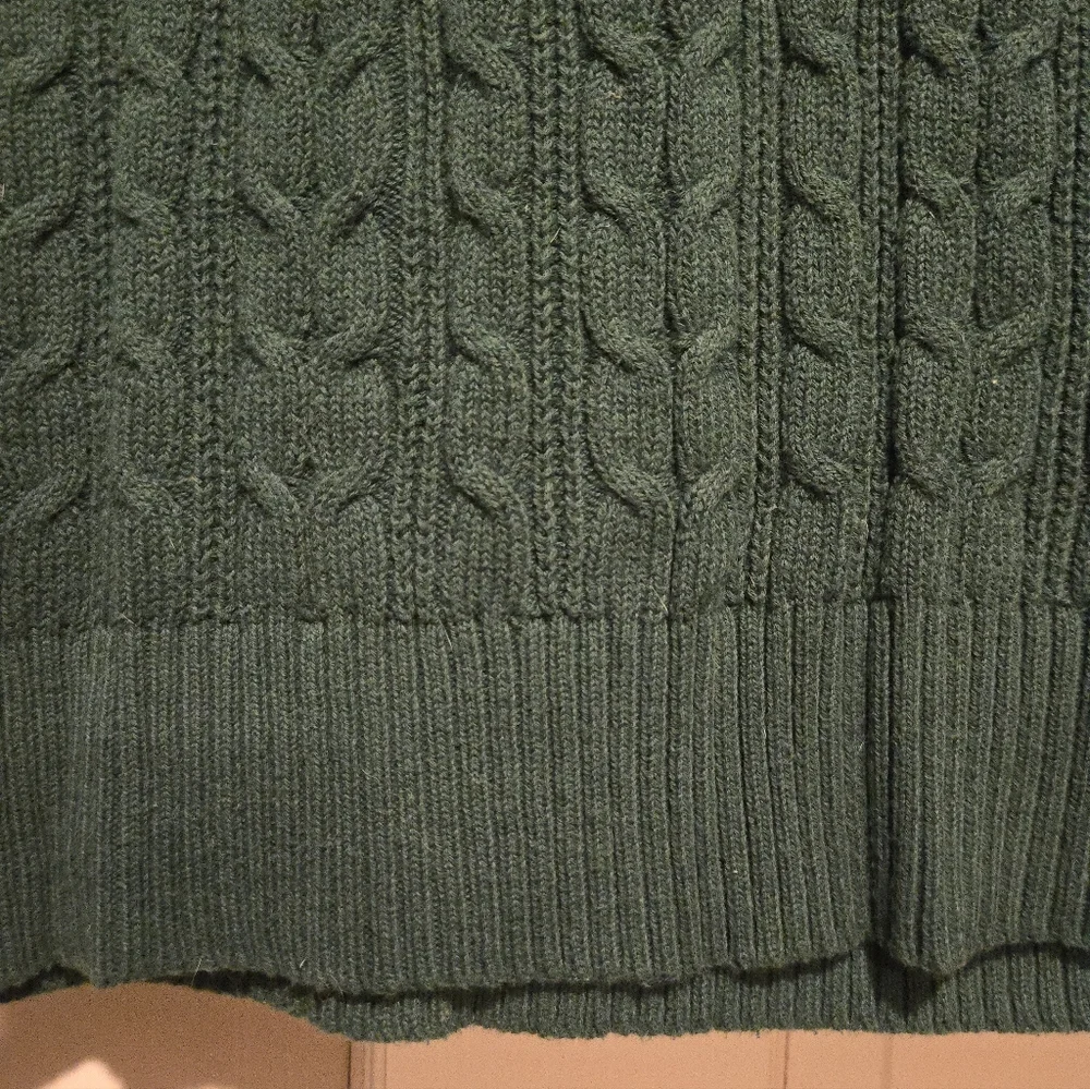 St. John's Bay Forest Green Knit Sweater - Picture 3 of 4